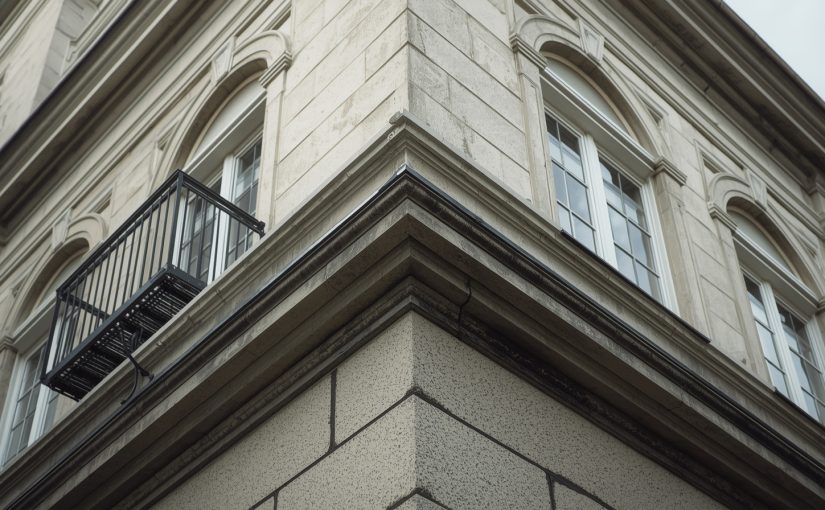 Jak utrzymać nieruchomość w optymalnej sprawności przez wiele lat i uniknąć kosztownych trudności konstrukcyjnych